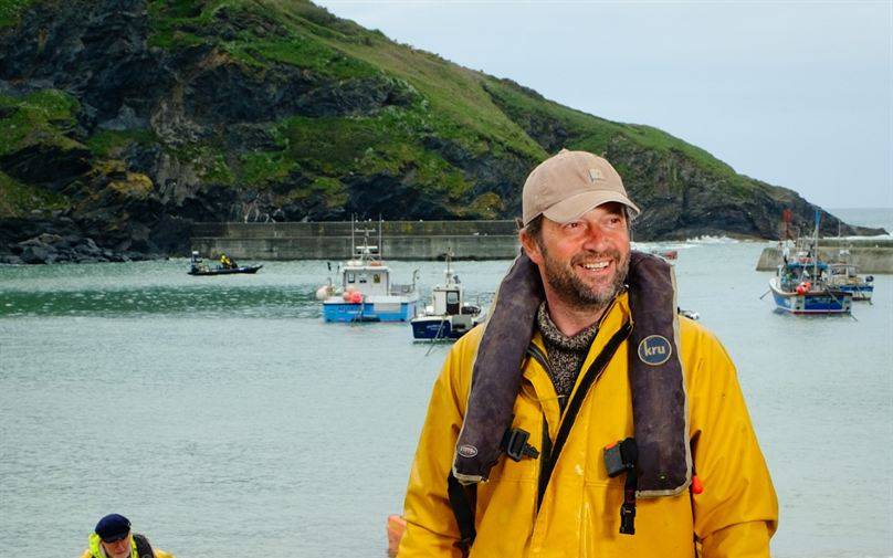 Fischer Jim zweifelt an der Karriere als Sänger.