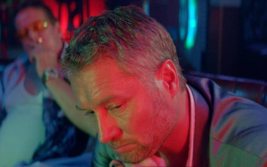 Ihr Freund Michael ist sehr eifersüchtig.