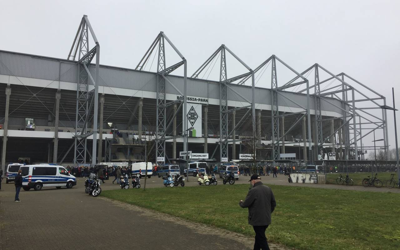 Borussia Park von außen