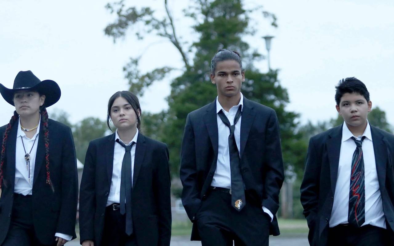 Der Tod eines Freundes schweißt sie noch mehr zusammen.