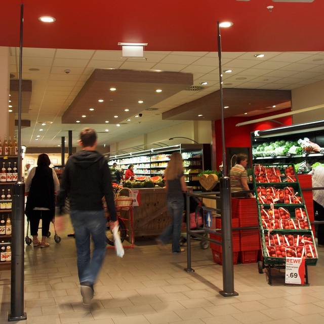 Supermärkte locken Kunden gerne mit Aktionen und Sonderrabatten