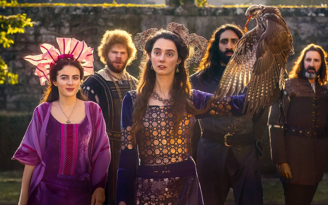 Die feine Gesellschaft feiert.