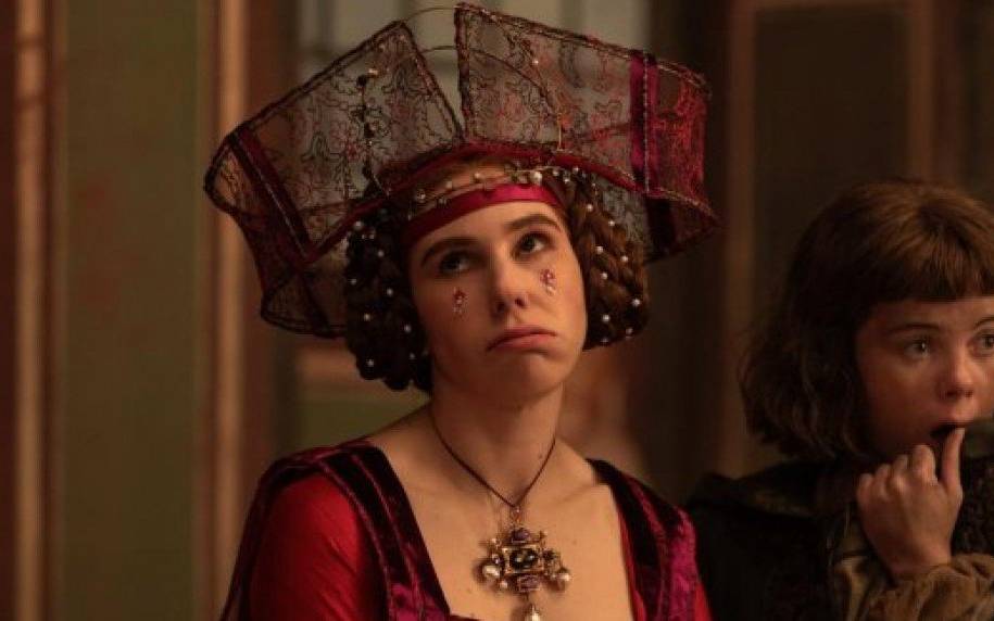 Es kommt Langeweile auf dem Anwesen auf.