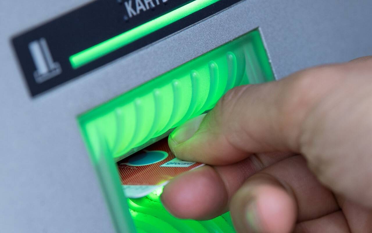 Symbolfoto Geldautomat