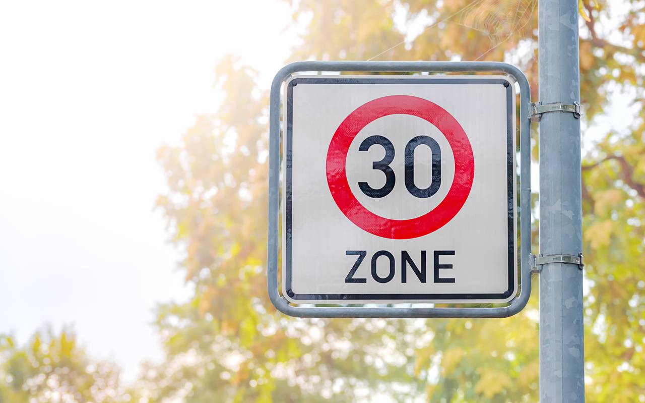 37 neue Tempo30Zonen kommen jetzt Radio 90.1 37 neue Tempo30Zonen kommen jetzt Radio 90.1