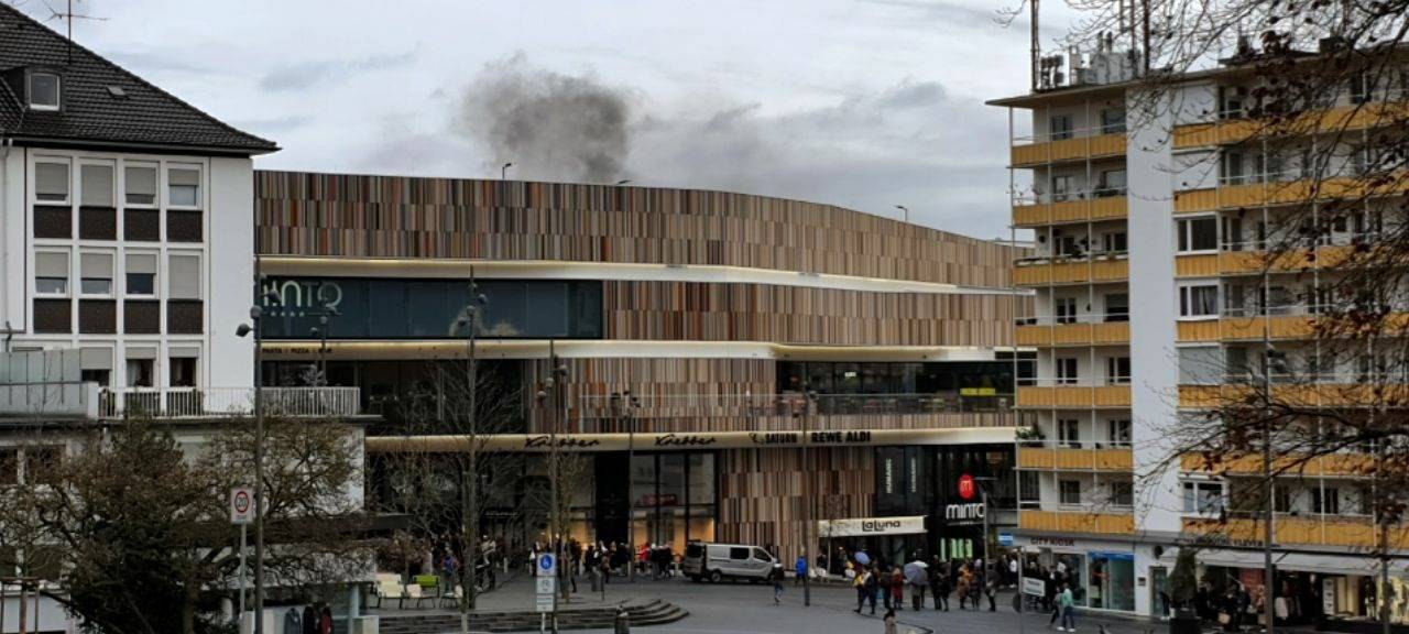 Brand auf Minto-Parkdeck