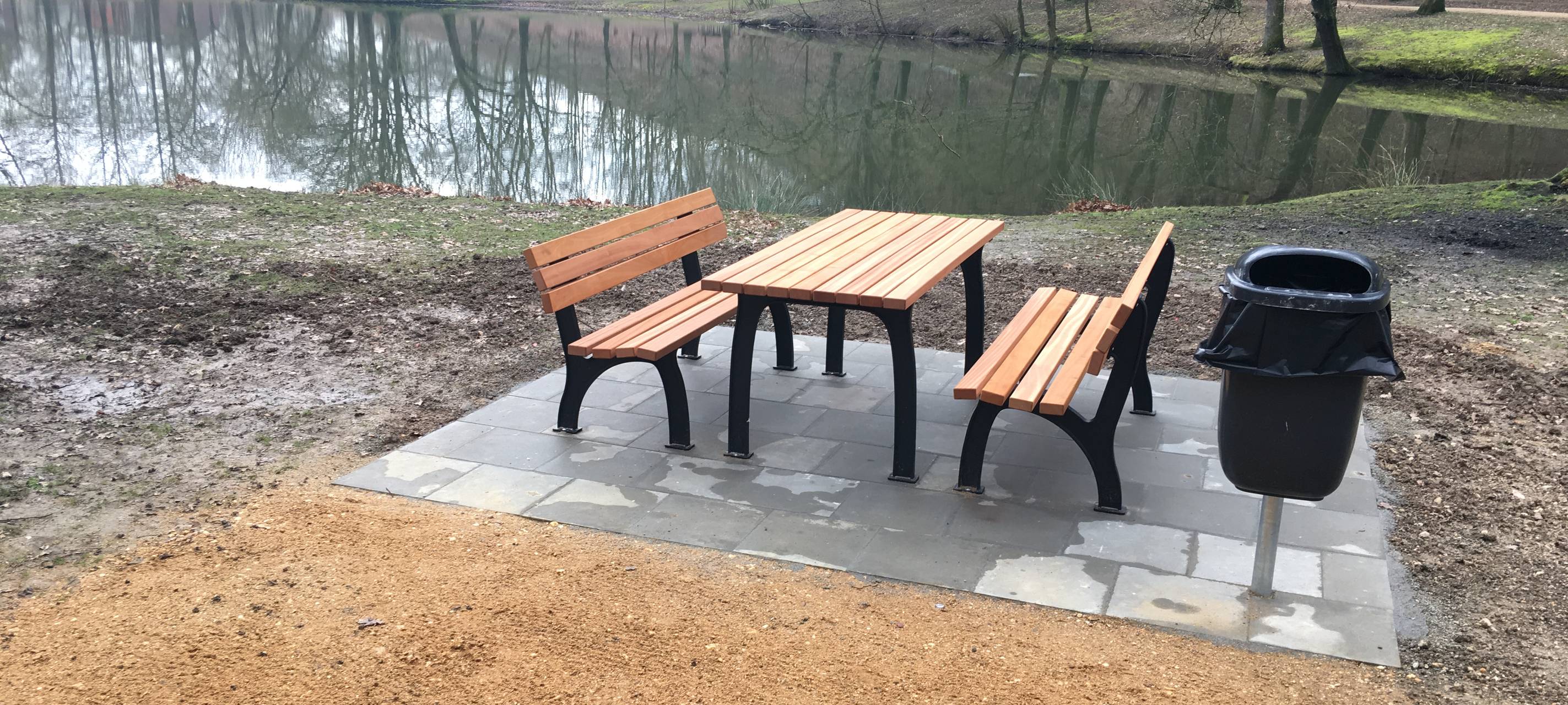 Mags erneuert Sitzbänke