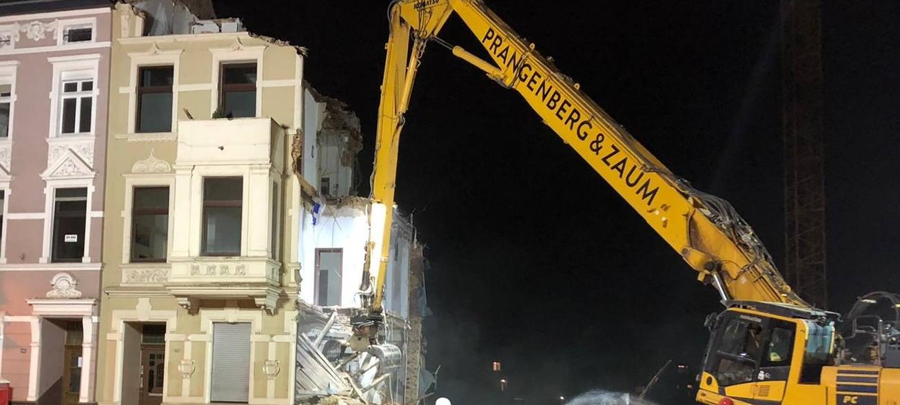 Stadt reißt Häuserreihe an Dahlener Straße für Neubauten ab