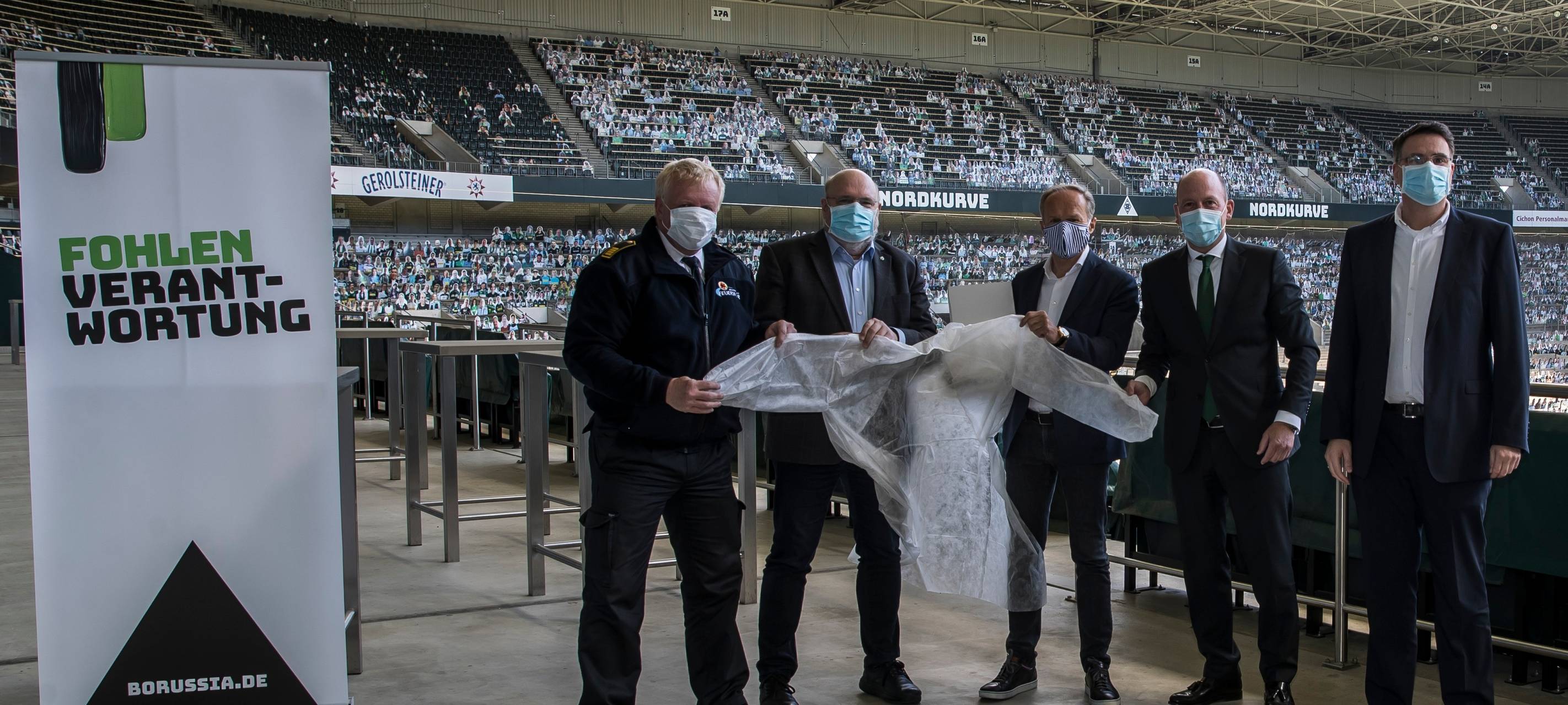 Borussia und van Laack spenden Schutzkittel