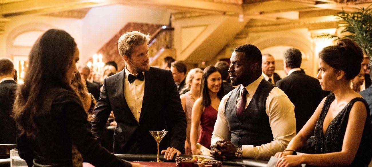 Danny und Lexi müssen undercover ermitteln.