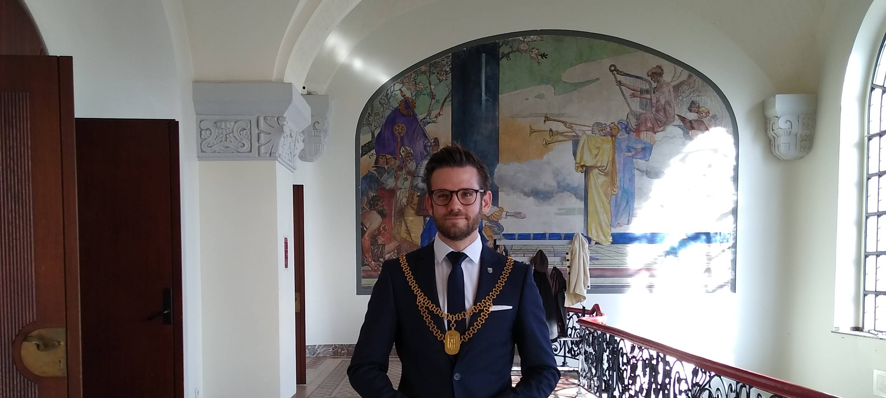 Rat: Heinrichs vereidigt, Doppelhaushalt wird vorgestellt