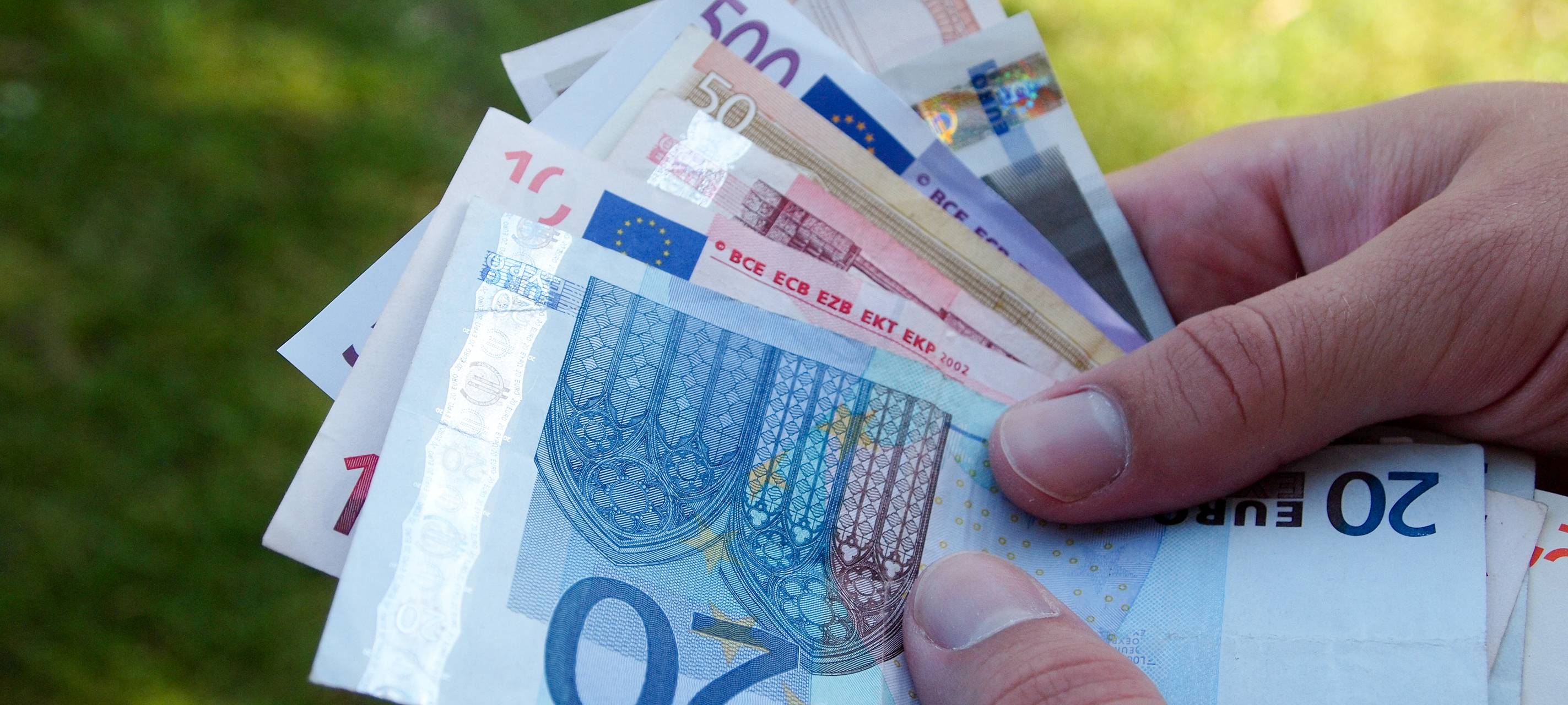 Land fördert GHTC-Kunstrasen