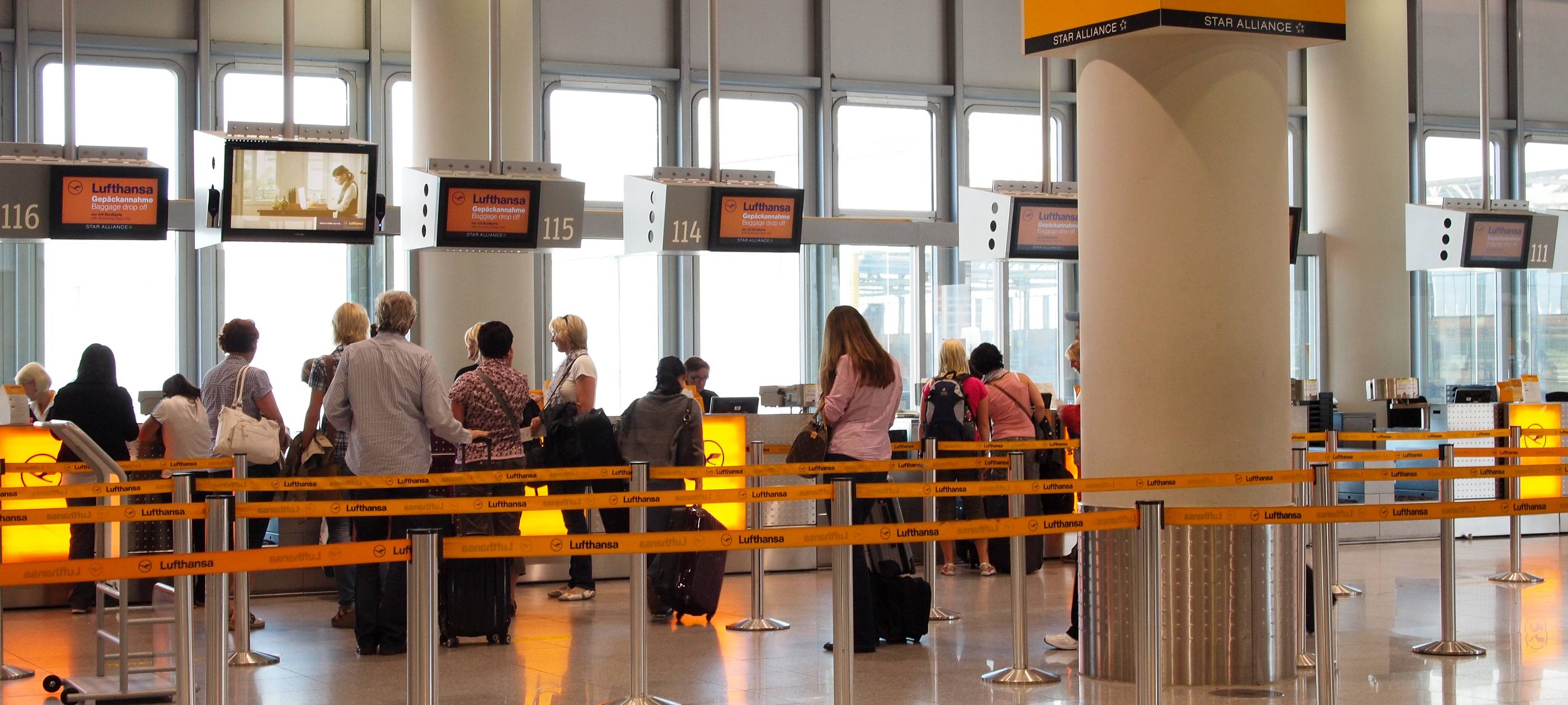 Ferienbilanz Flughafen Düsseldorf