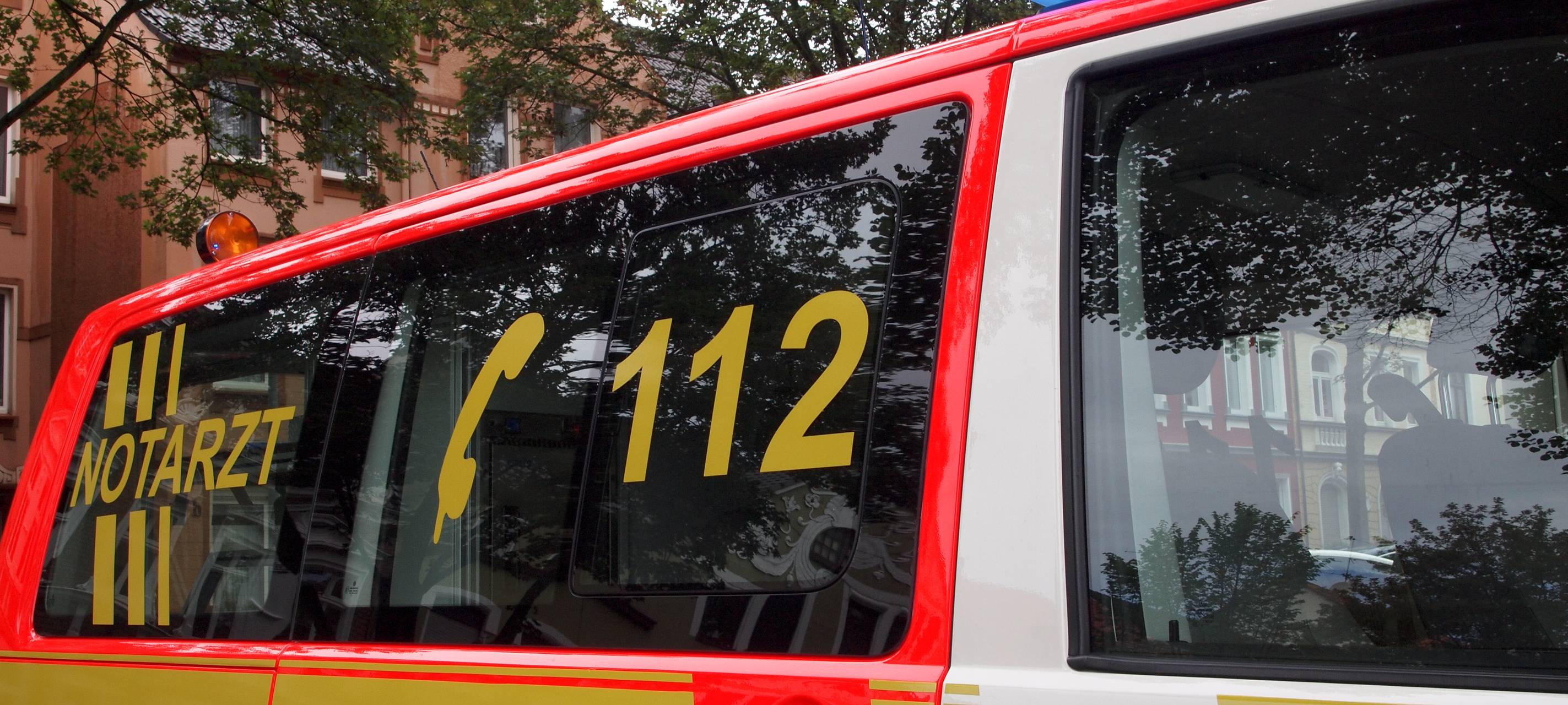 Schwerverletzter bei Unfall auf der A52