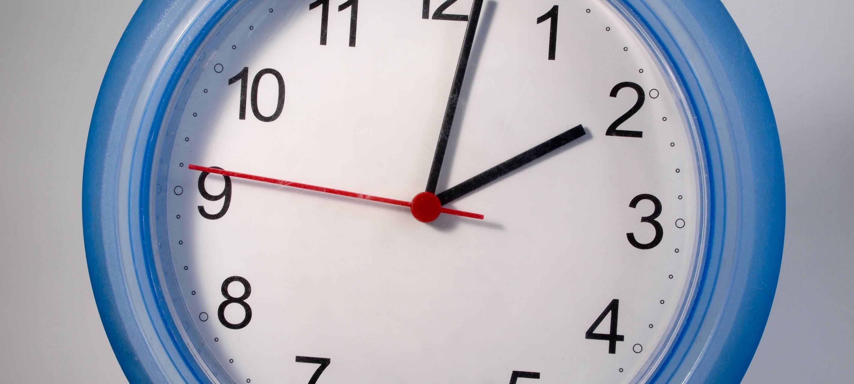 Uhren werden eine Stunde zurückgestellt