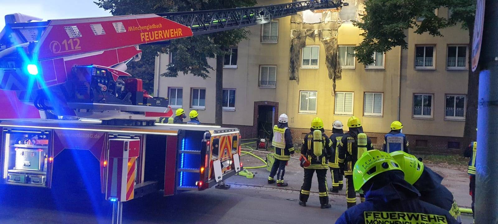 Friesenstraße nach Brand in Giesenkirchen gesperrt