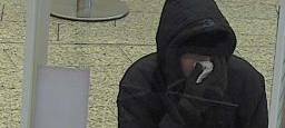 Polizei veröffentlicht Fotos des Bankräubers aus Odenkirchen