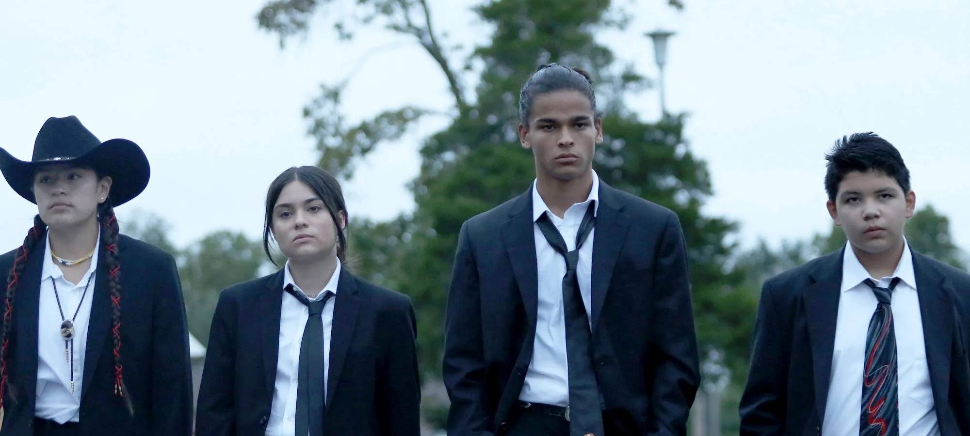 Der Tod eines Freundes schweißt sie noch mehr zusammen.