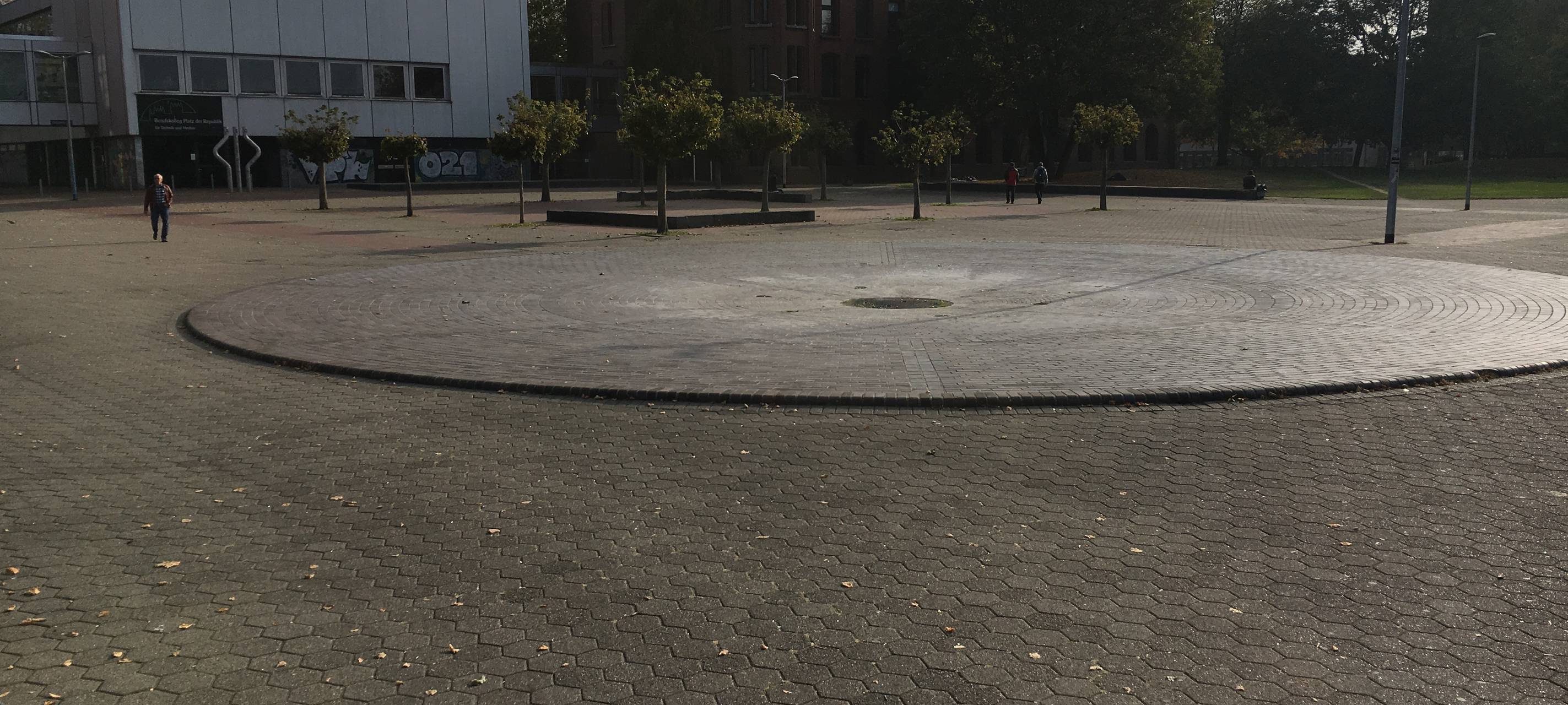 Umgestaltung am Platz der Republik hat begonnen