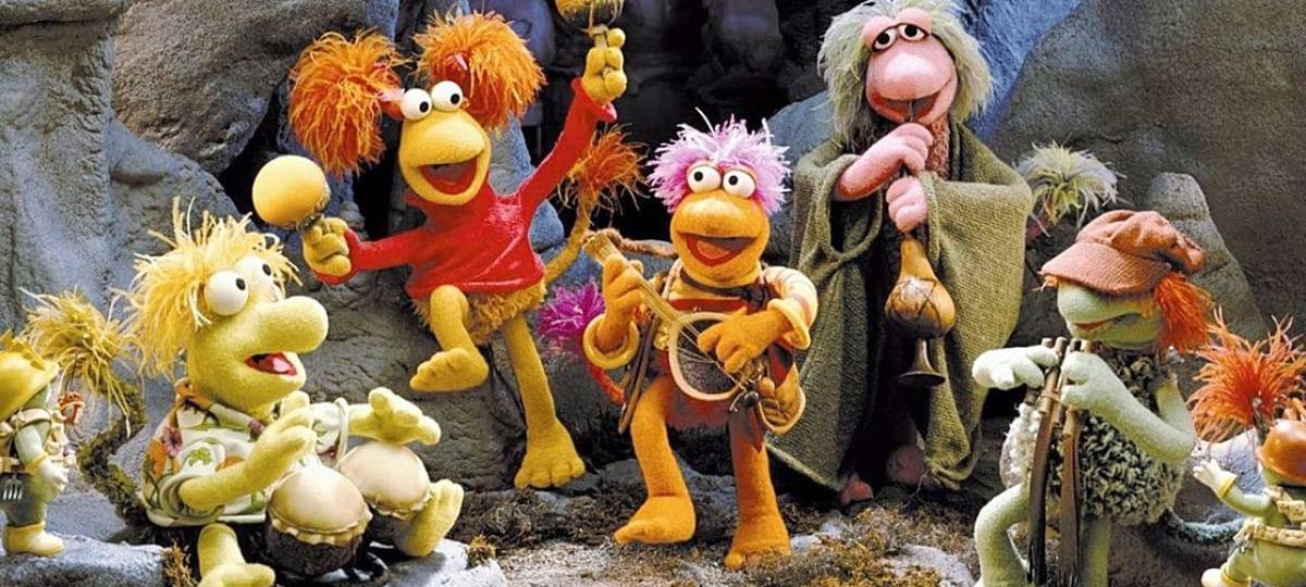 Die Fraggles in ihren Höhlen.