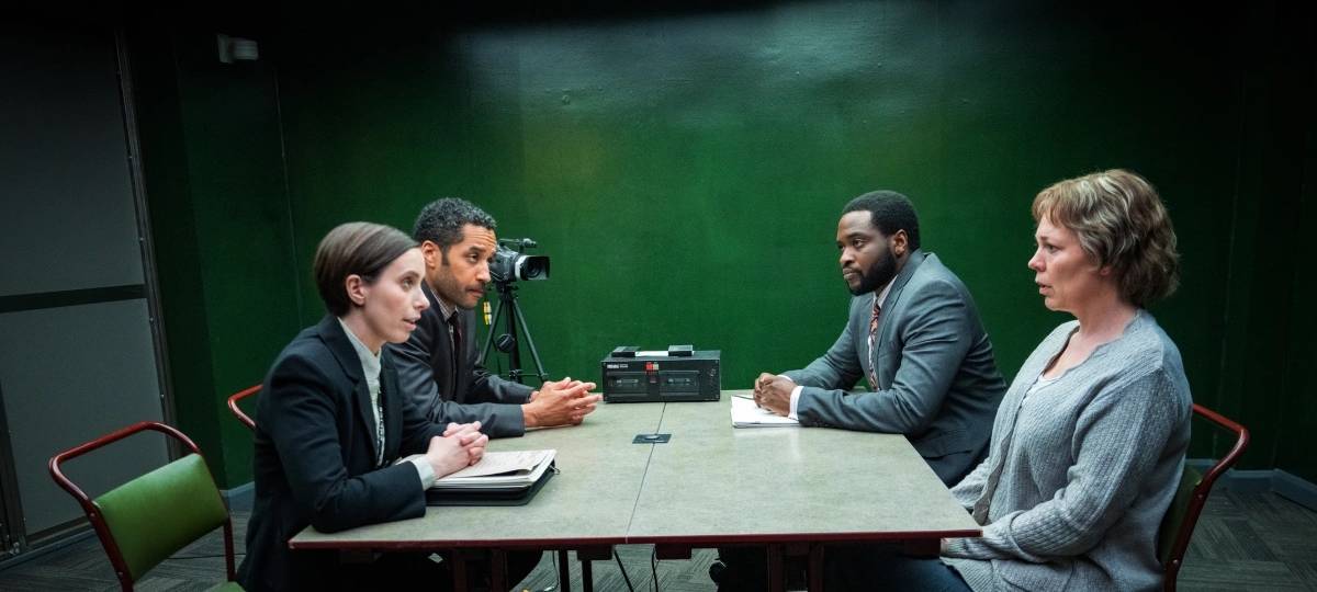 Susan im Kreuzverhör.