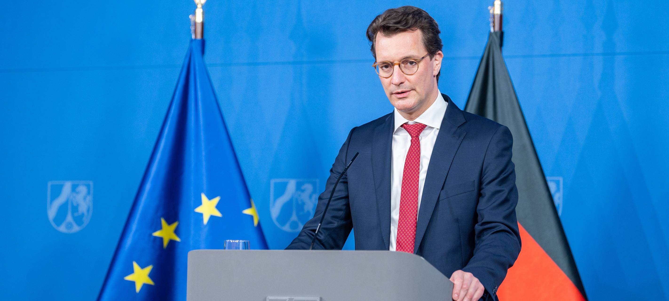 Wüst ist Ministerpräsident - Zustimmung aus Mönchengladbach