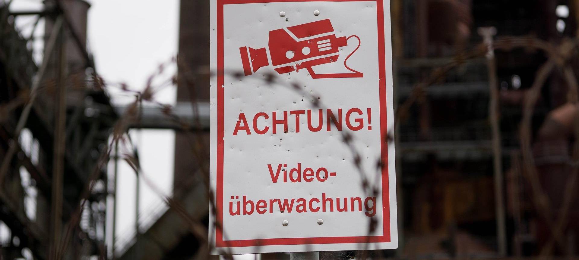 Videokamera-Aufnahmen überführen Einbrecher