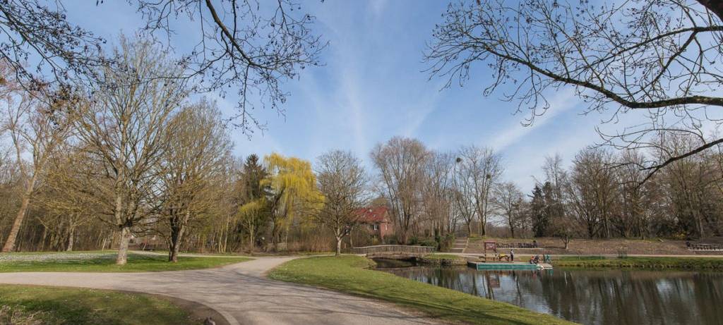 Bauarbeiten im Bresgespark