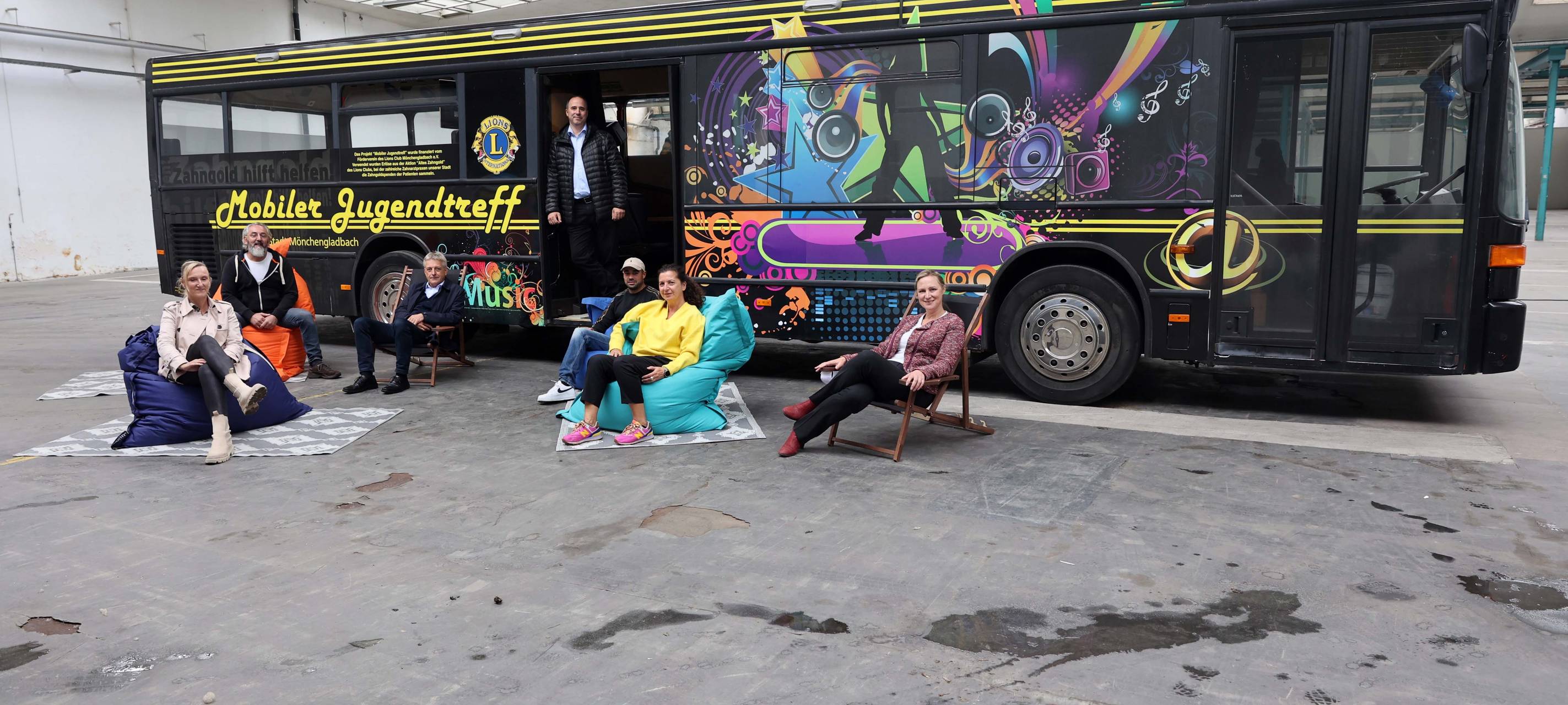 Stellplatz für mobilen Jugendbus gefunden