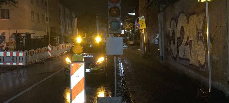 Batterien von Baustellenampel gestohlen