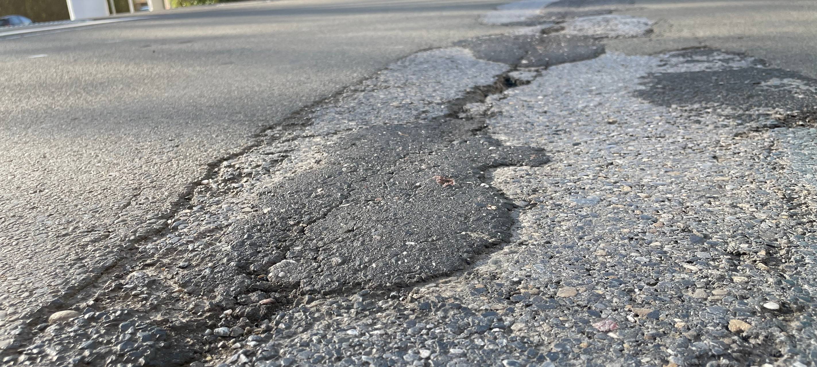 Frostiger Winter hinterlässt zahlreiche Schlaglöcher