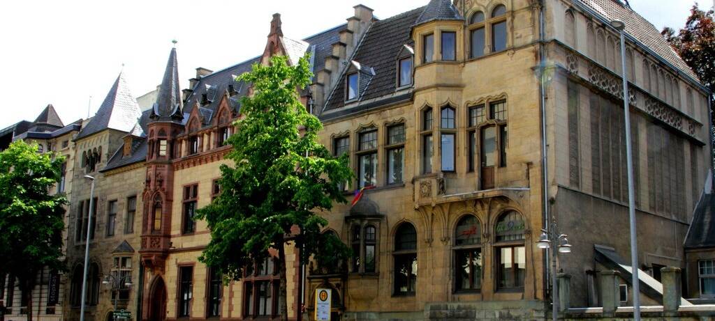 BIS-Zentrum fordert Lösungen für Sanierung