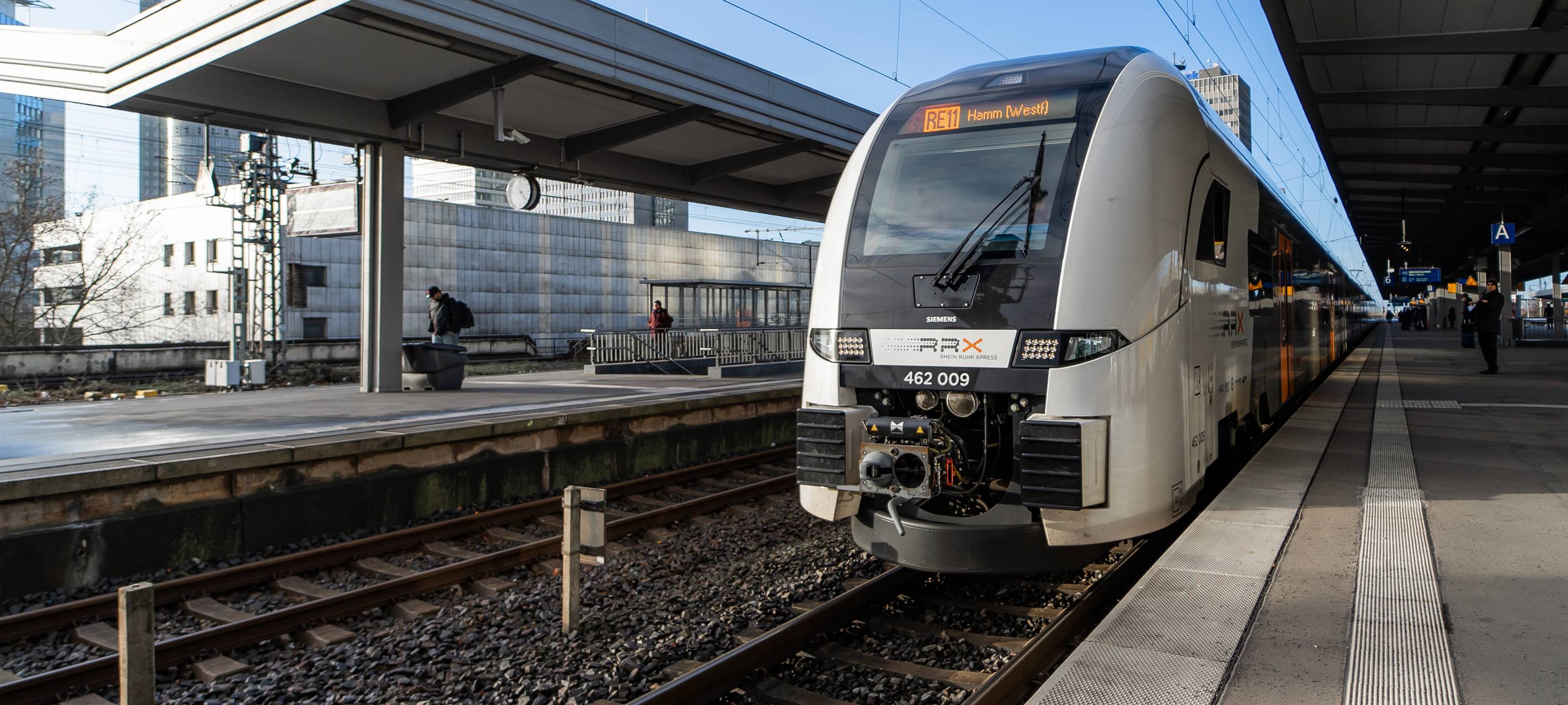 Einschränkungen für Pendler: Arbeiten an RRX-Strecke