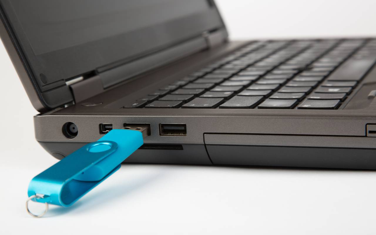 Grune Fordern Laptops Fur Schuler Radio 90 1