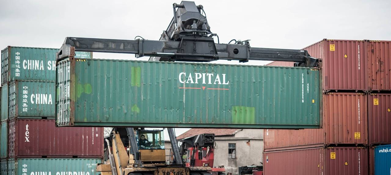 Seecontainer für wohnungslose Menschen ist umgezogen