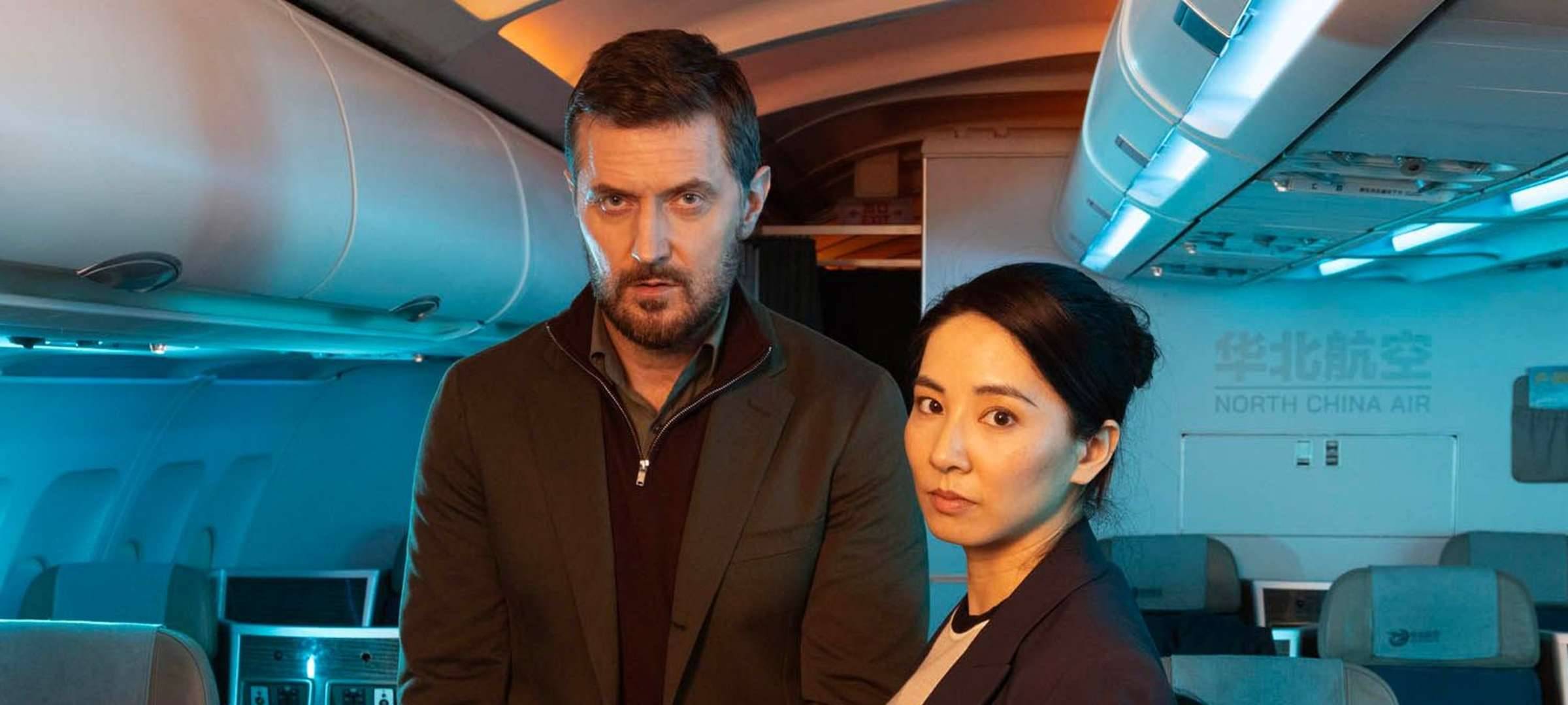 Nolan und Li wollen den Flug überleben.