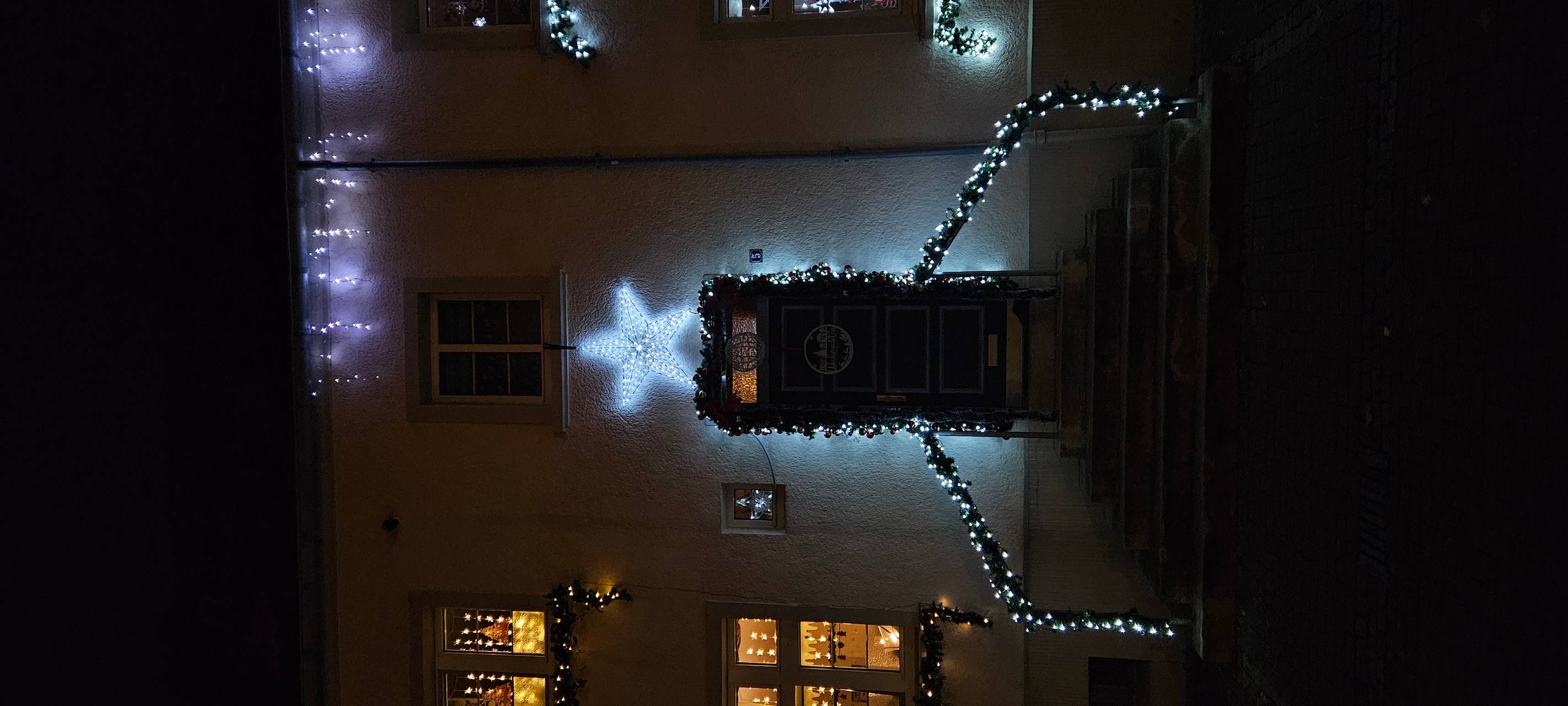 Weihnachtliche Stimmung in der Webersiedlung