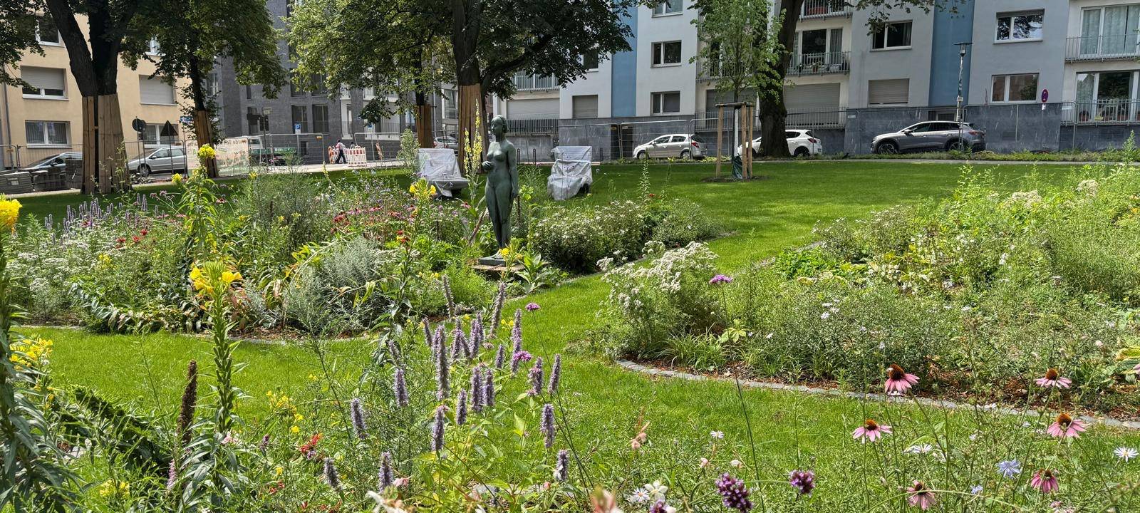 Umgebauter Adenauerplatz eröffnet im September