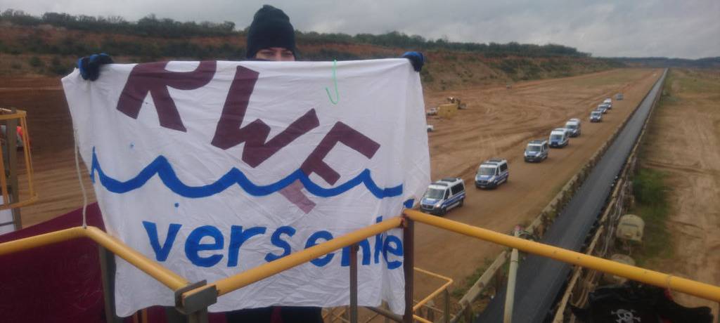Baggerbesetzung im Tagebau Hambach beendet