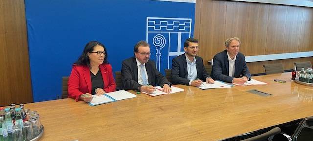 CDU und SPD haben Koalitionsvertrag unterschrieben