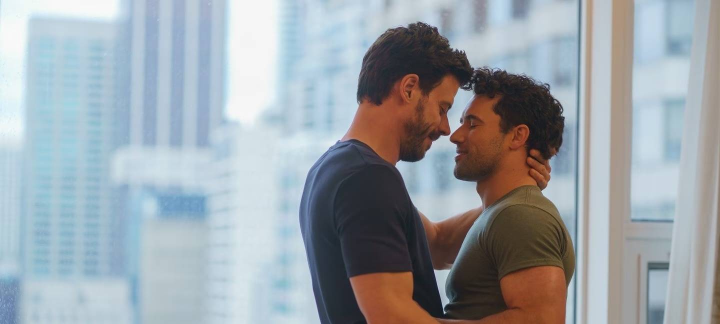 Die beiden Männer haben eine Beziehung - und keiner darf es je erfahren.