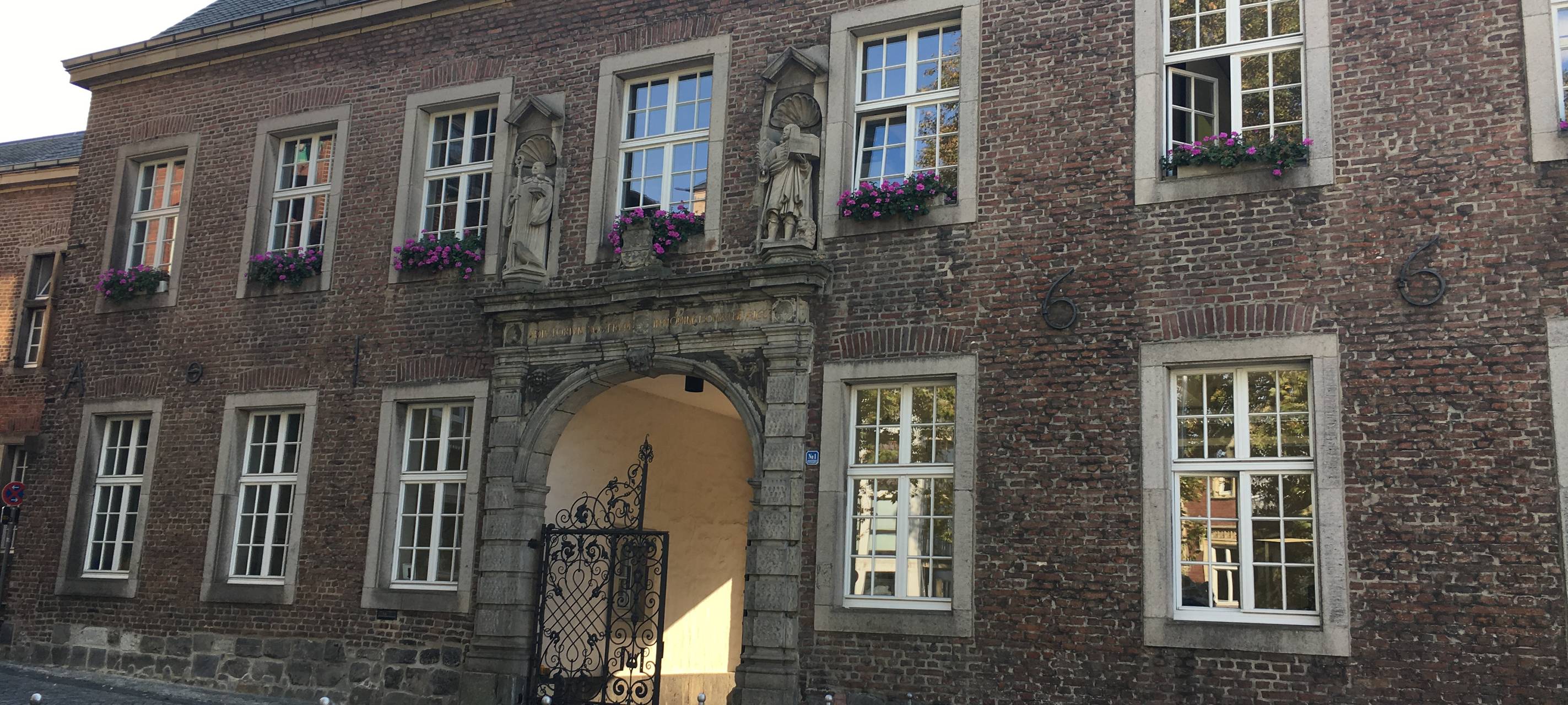 Einbürgerungen in Mönchengladbach dauern lange