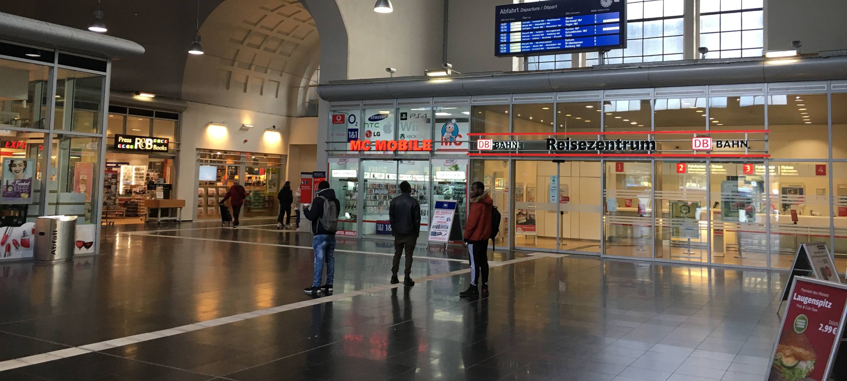 Kritik an Bahnhof-Service in Mönchengladbach