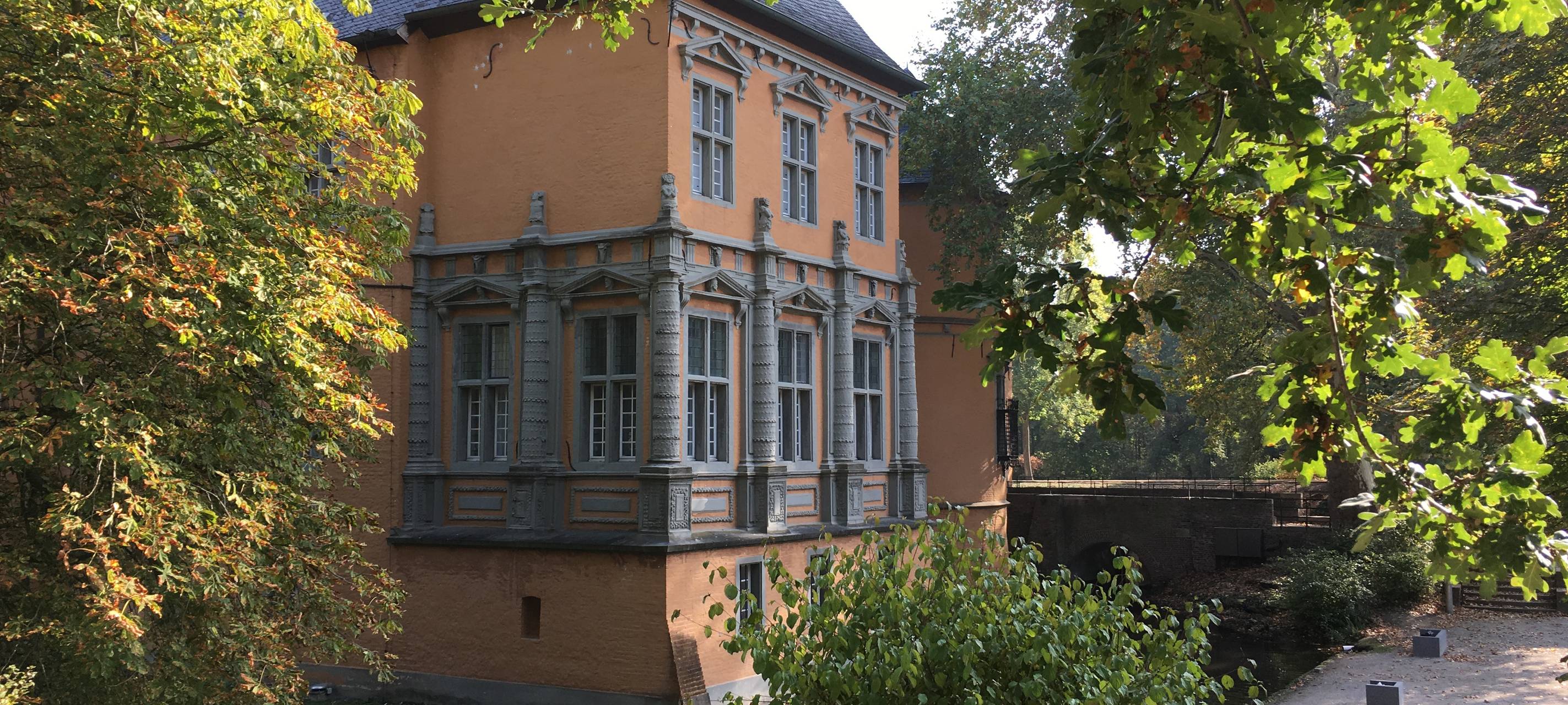 Kultur- und Bildungseinichtungen öffnen - mit Einschränkungen