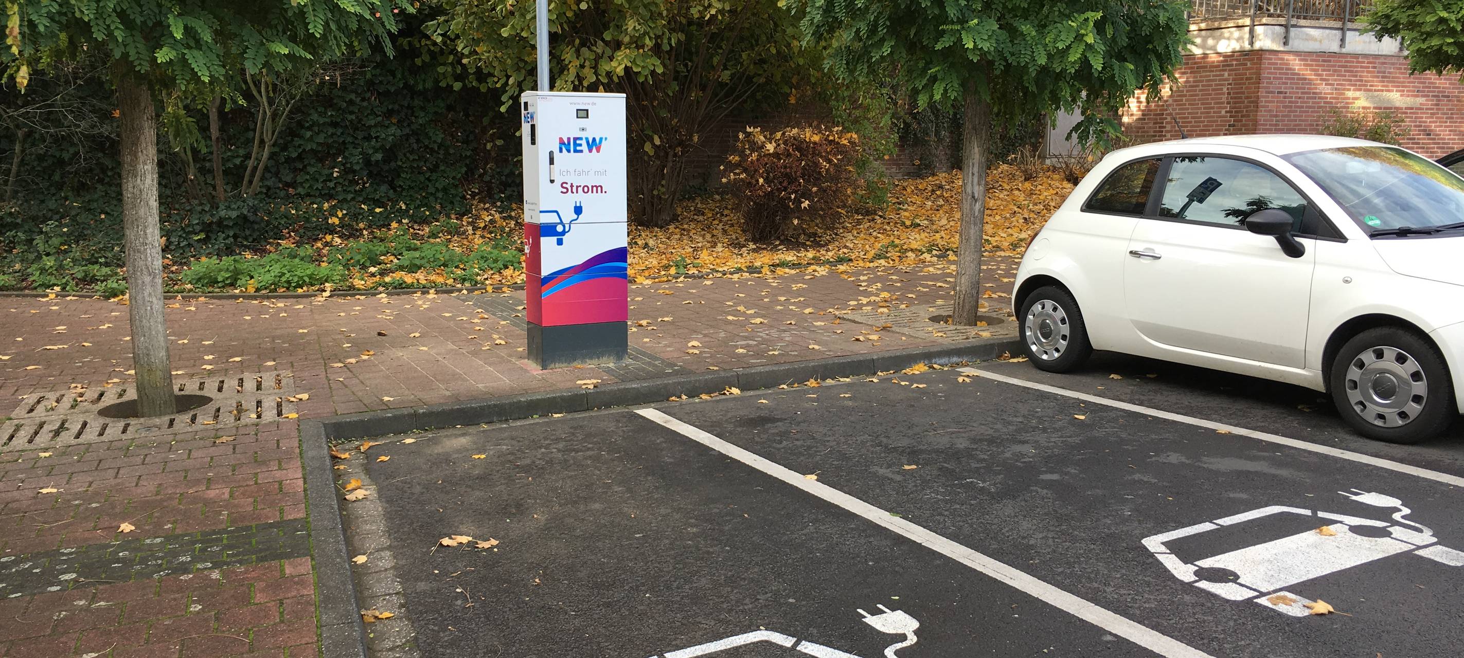 Weitere Ladesäulen für E-Autos