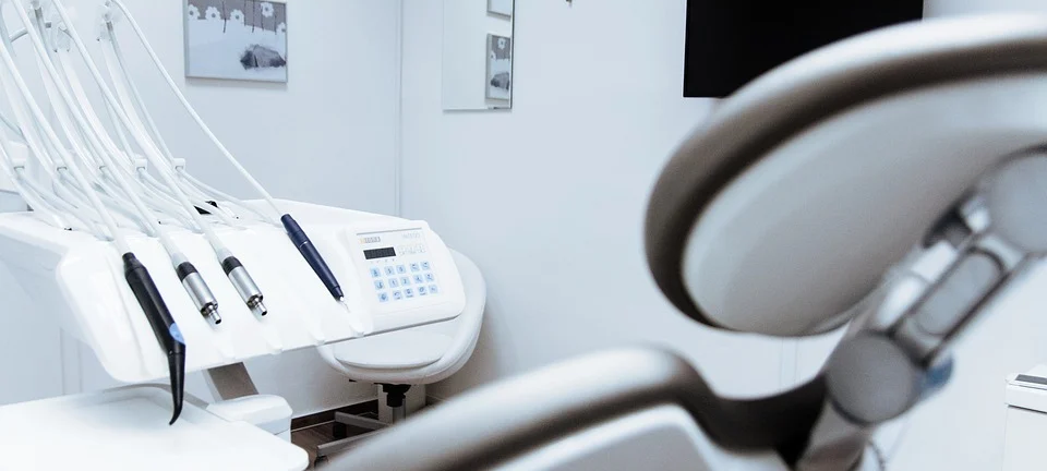 Zahnärzte klagen über Patientenrückgang während Pandemie