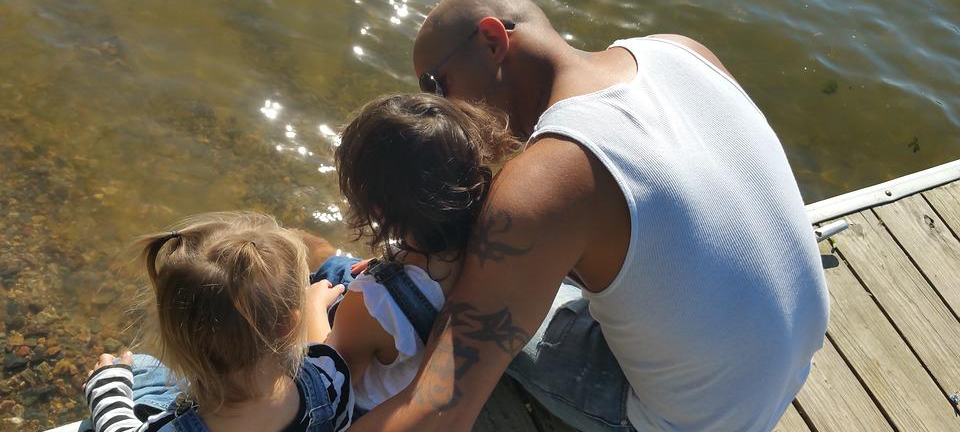 Sozialbericht: Mehr Unterstützung für arme Familien